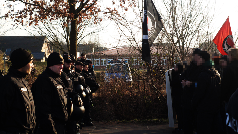 http://www.neu.antifa-kiel.org/wp-content/uploads/import/Escheburg/escheburg4.jpg