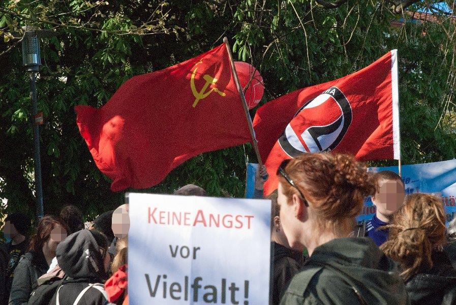 http://www.neu.antifa-kiel.org/wp-content/uploads/import/pics/befreiung1.jpg